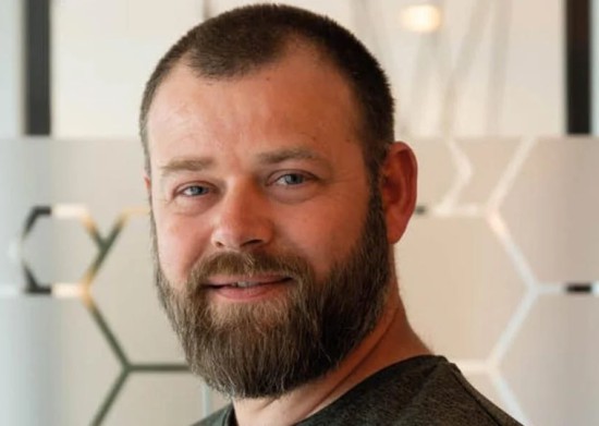 Iedereen die het aanpakt is in mijn ogen een held Iedereen die het aanpakt is in mijn ogen een held